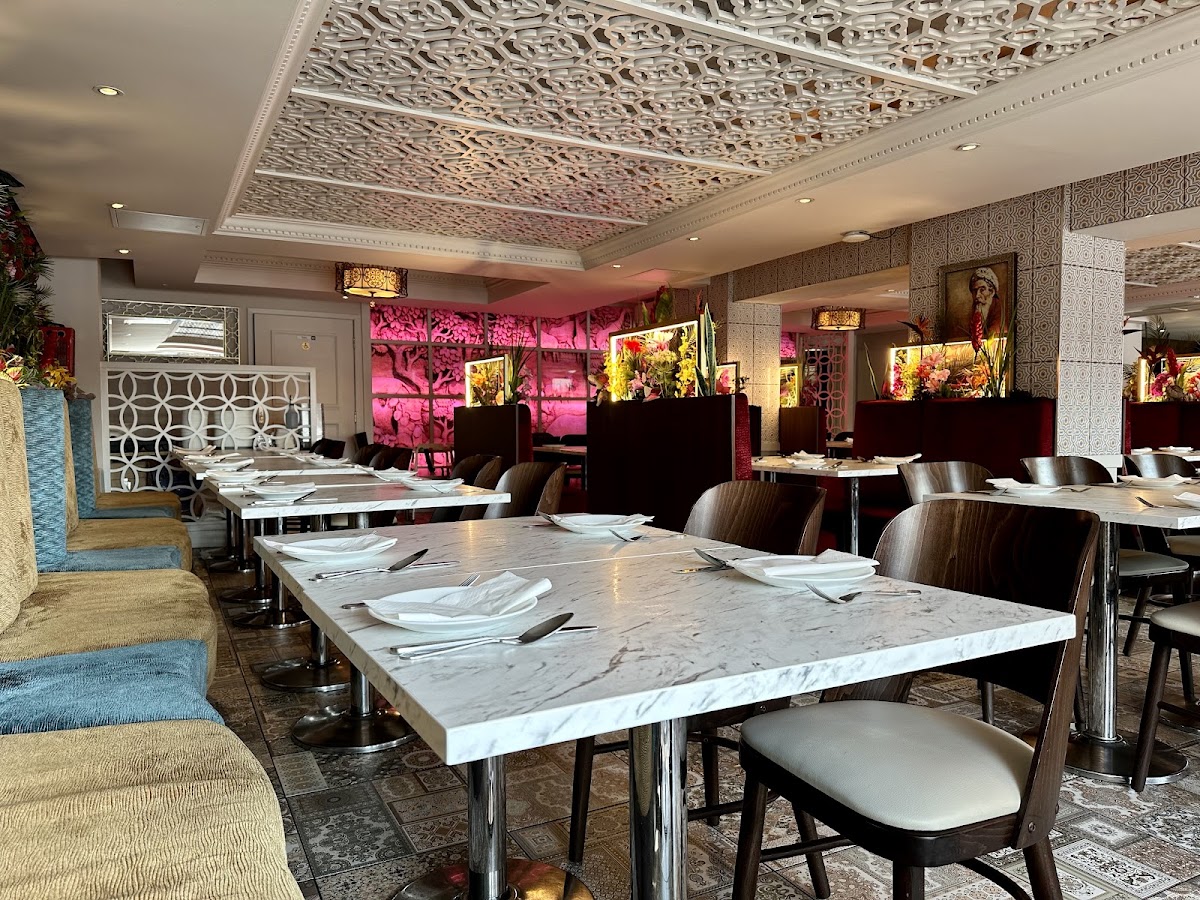 Akbar's Restaurant — Bradford