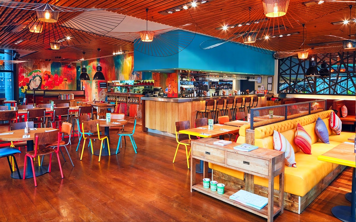 Giraffe — Bermondsey