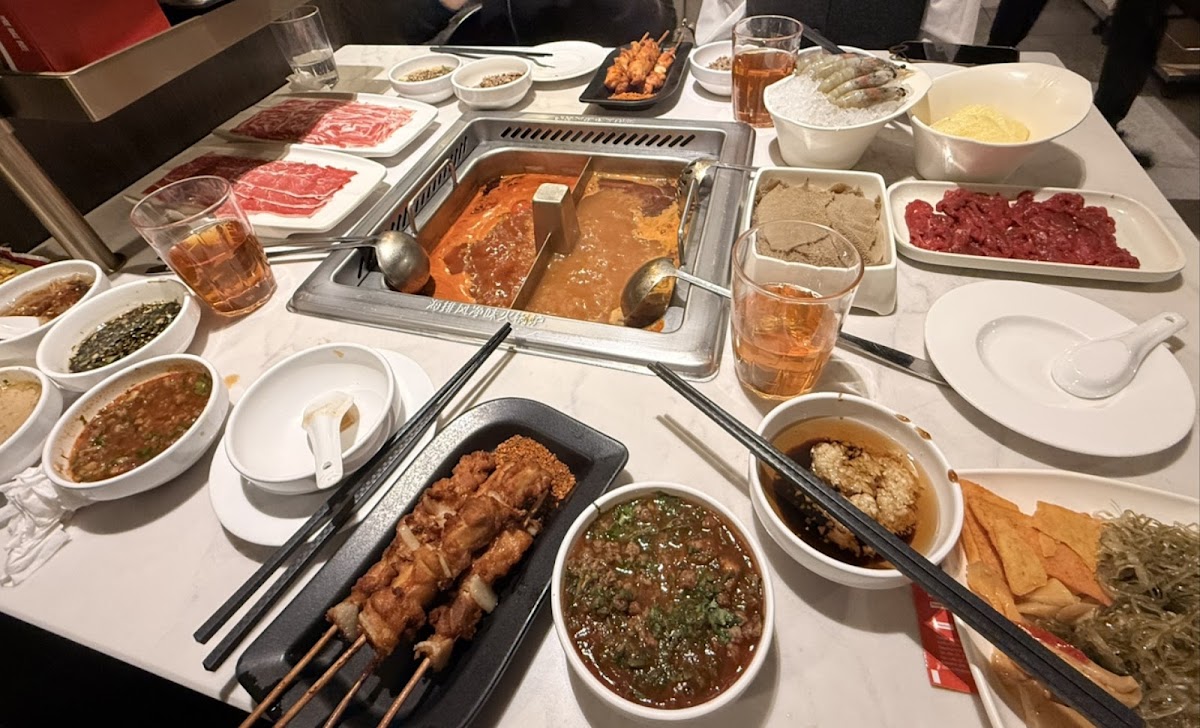 Haidilao Hot Pot Birmingham (next to St. Martin's Church) — photo 2