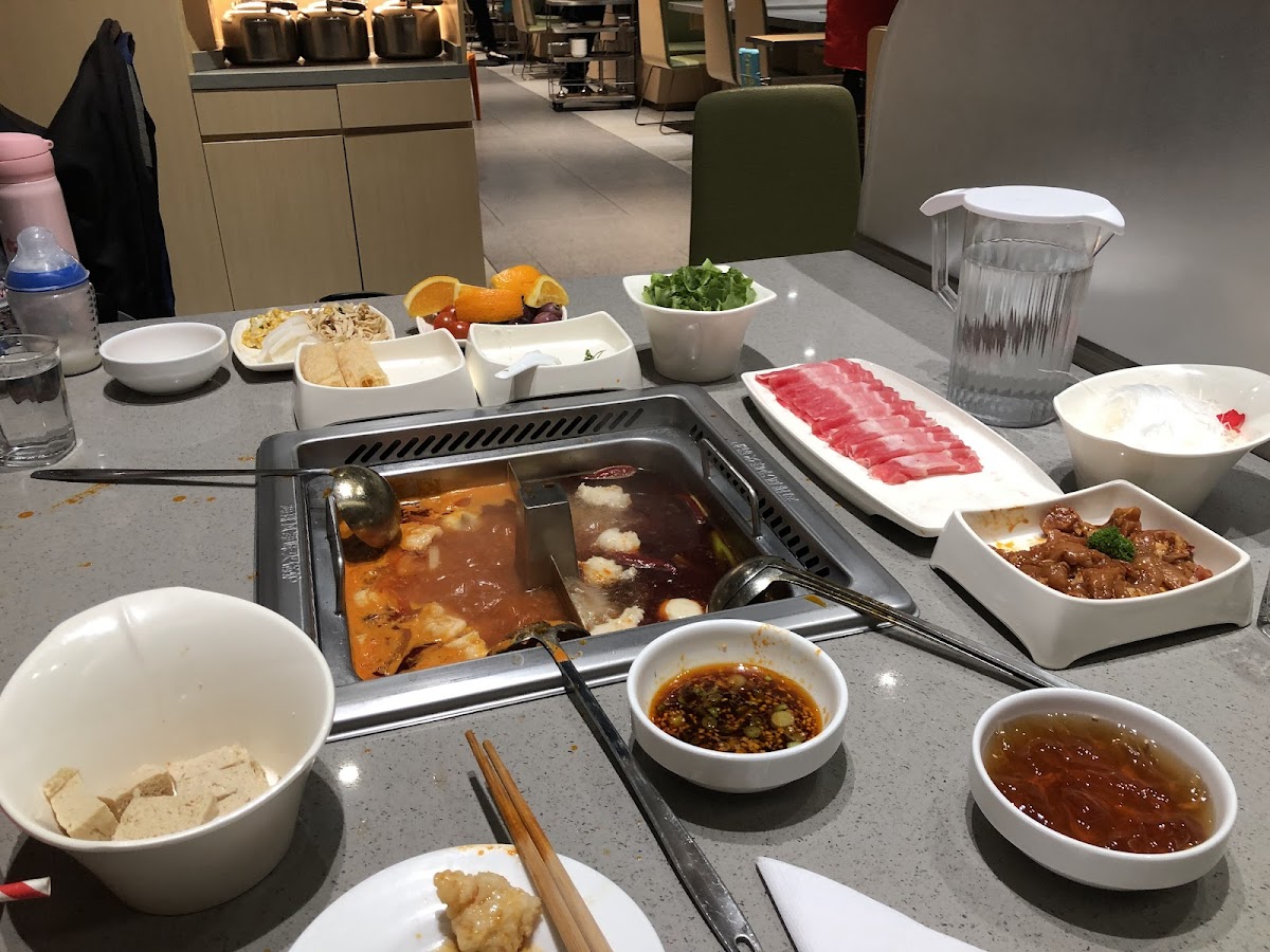 Haidilao Hot Pot London Piccadilly — photo 2