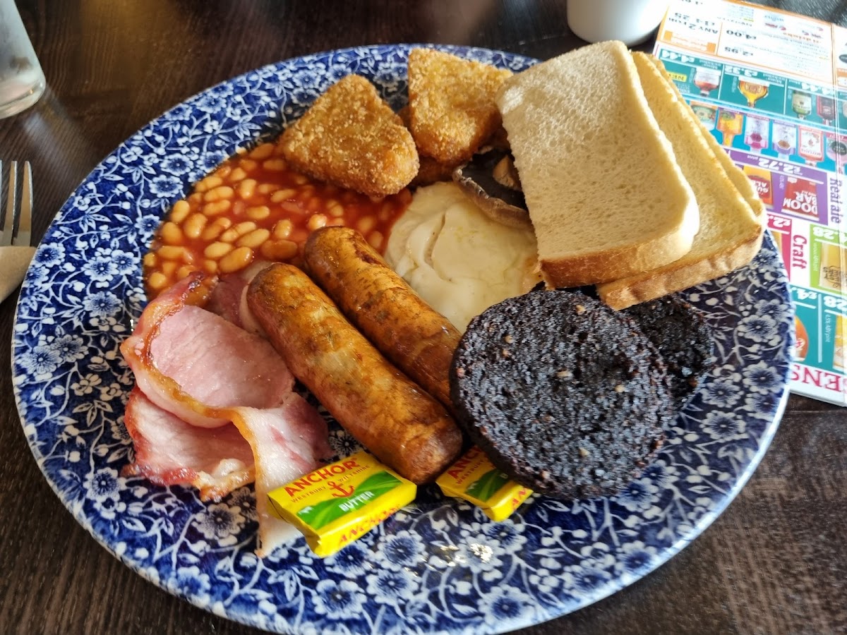 The Albert & The Lion - JD Wetherspoon — photo 2