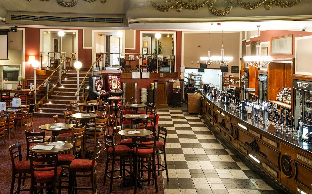 The Palladium - JD Wetherspoon — Llandudno