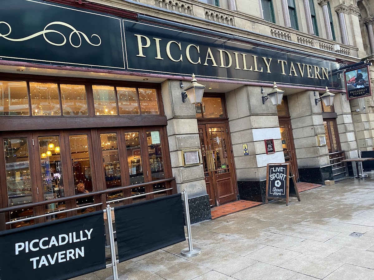 The Piccadilly Tavern — Manchester