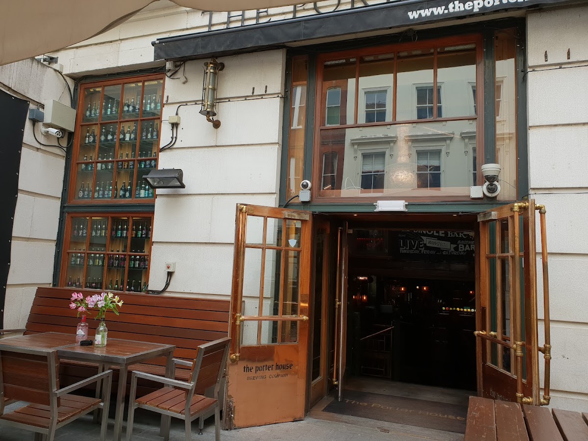 The Porterhouse — London