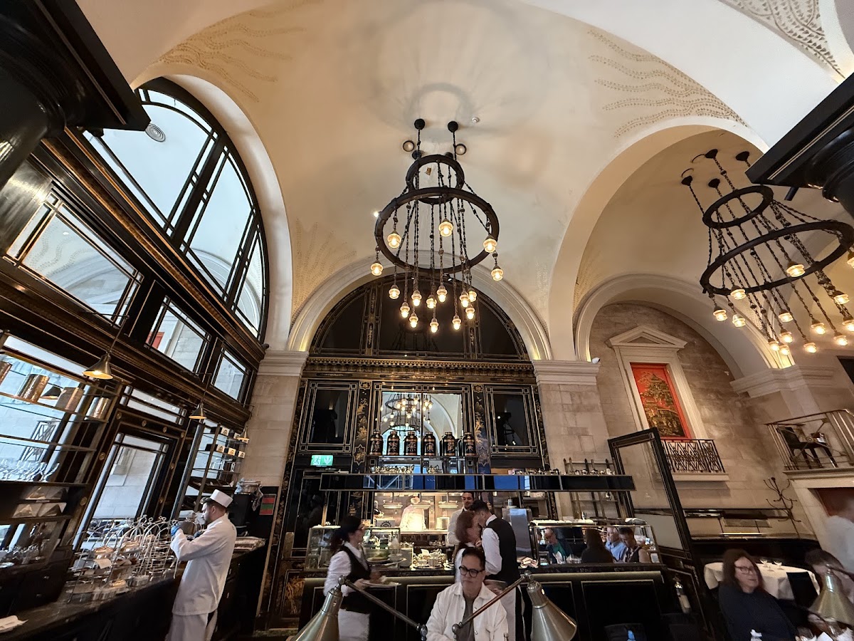 The Wolseley Piccadilly — photo 2