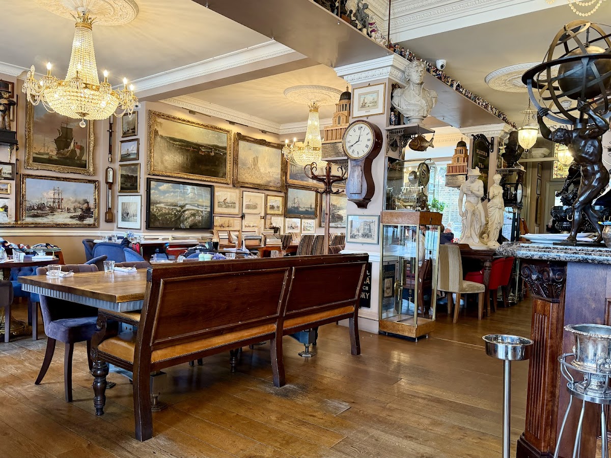 Trafalgar Tavern — photo 2