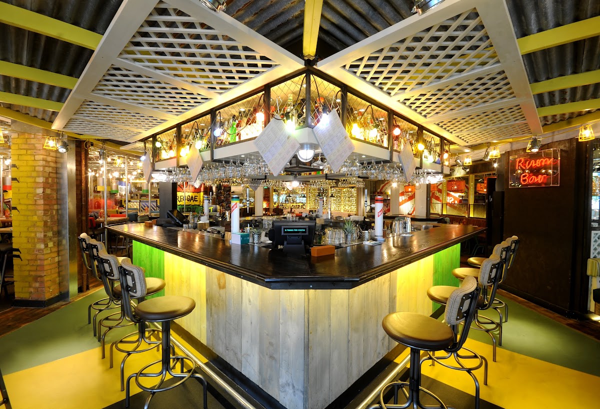 Turtle Bay Staines — Staines